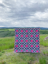 Load image into Gallery viewer, Strippy Stars PDF Quilt Pattern